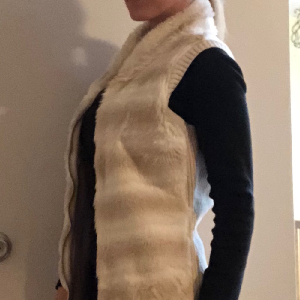 Guess faux fur vest
